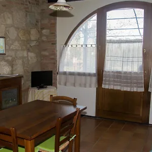 Vakantieboerderij La Canonica, San Giovanni dʼAsso